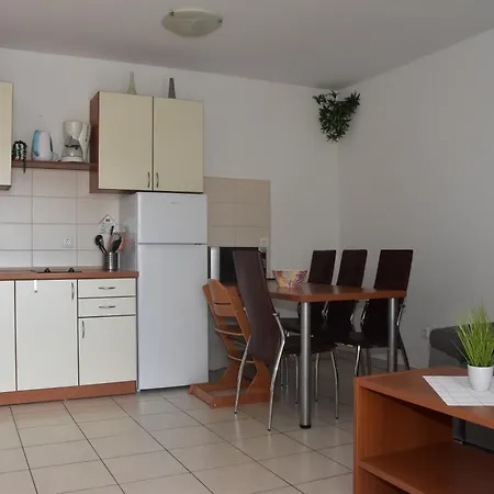 Apartment Andrea *