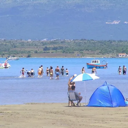 Διαμέρισμα Andrea *