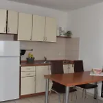 Andrea 아파트